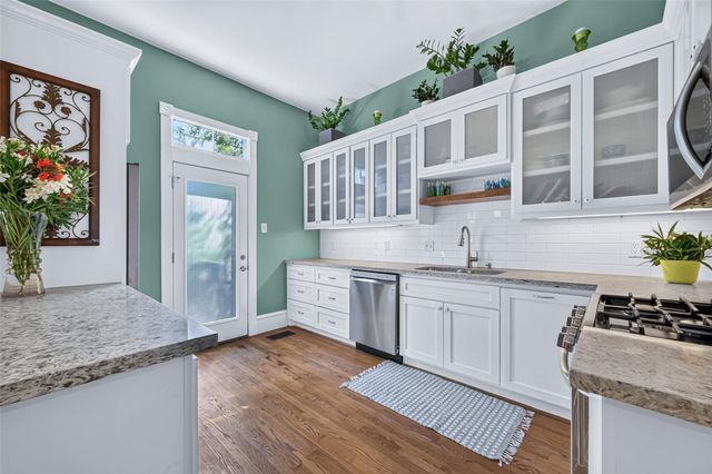 2523 Avenue M, Galveston, TX 77550