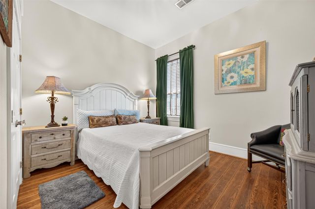 2523 Avenue M, Galveston, TX 77550