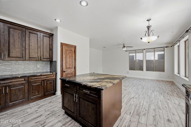 563 E KRISTA Way, Tempe, AZ 85284