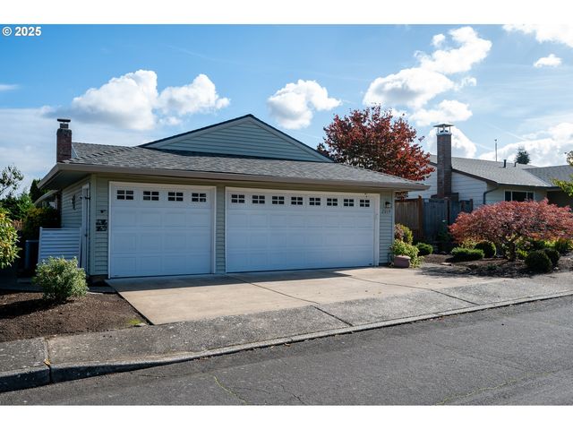 2014 Ne 148TH Pl, Portland, OR 97230