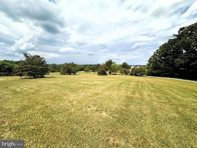 29274 OLD OFFICE RD, Rhoadesville, VA 22542