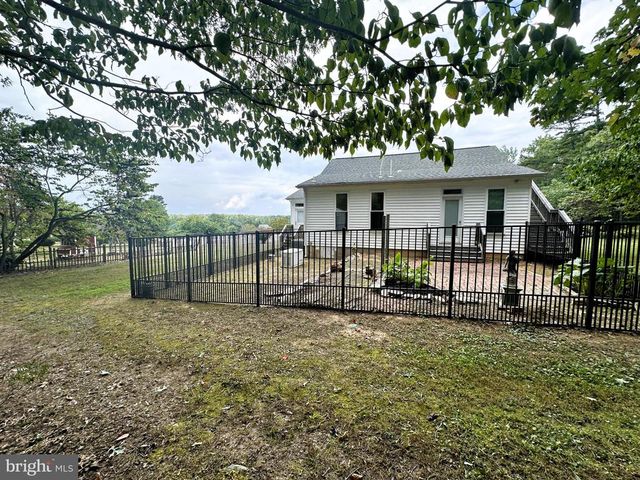 29274 OLD OFFICE RD, Rhoadesville, VA 22542