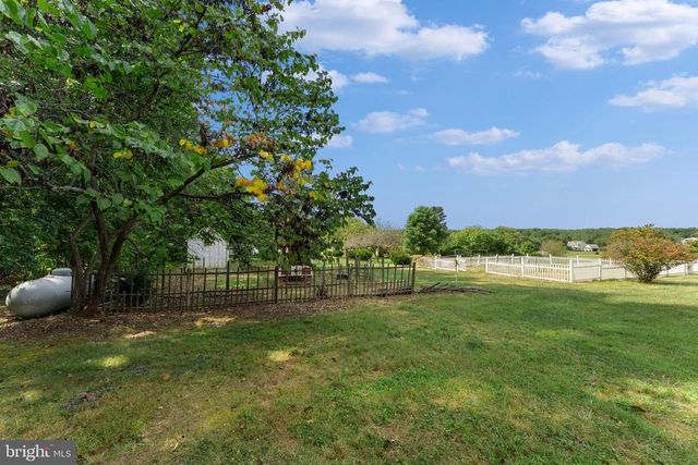 29274 OLD OFFICE RD, Rhoadesville, VA 22542