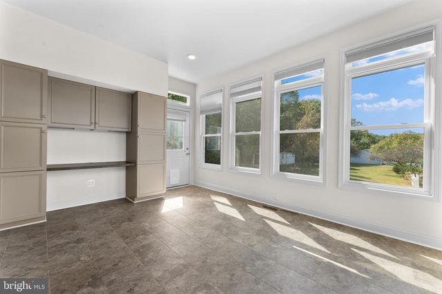 29274 OLD OFFICE RD, Rhoadesville, VA 22542