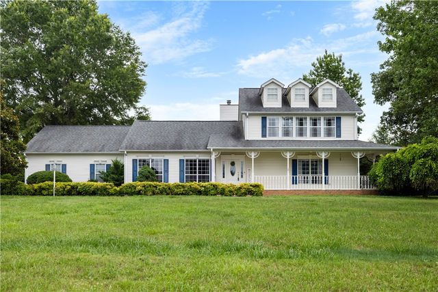 104 Wren Crossing Court, Easley, SC 29642