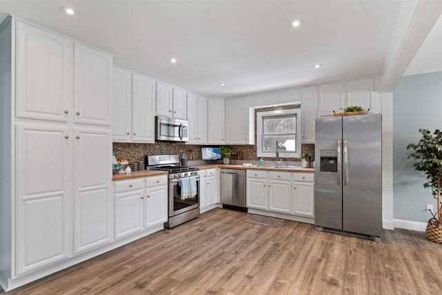 11 Packard Road, Jericho, VT 05465