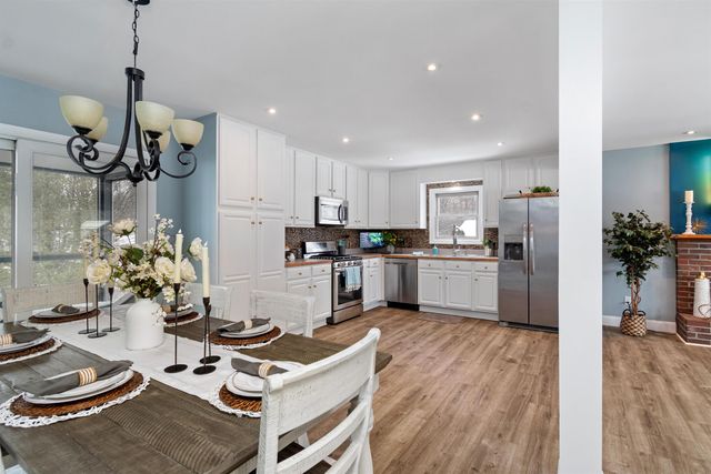 11 Packard Road, Jericho, VT 05465