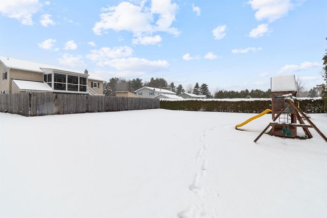 11 Packard Road, Jericho, VT 05465