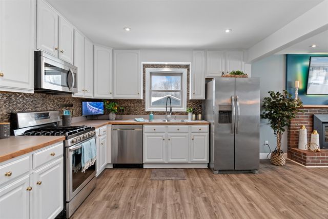 11 Packard Road, Jericho, VT 05465