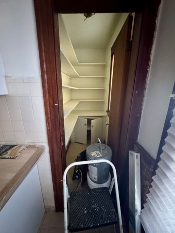 394 Bishop Avenue, Bridgeport, CT 06610