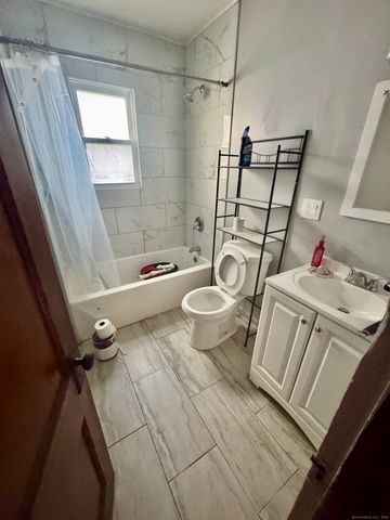 394 Bishop Avenue, Bridgeport, CT 06610