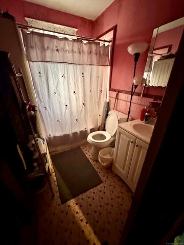 394 Bishop Avenue, Bridgeport, CT 06610