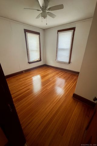 394 Bishop Avenue, Bridgeport, CT 06610