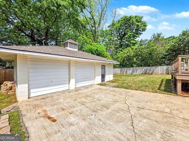 3329 Concord Circle SE, Smyrna, GA 30080