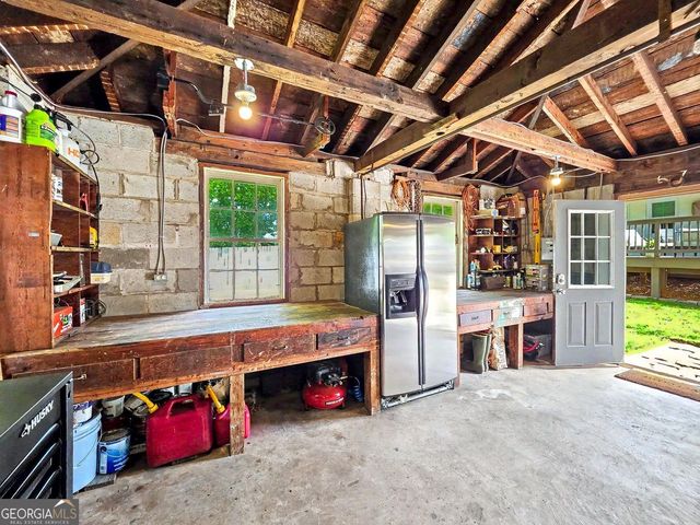 3329 Concord Circle SE, Smyrna, GA 30080