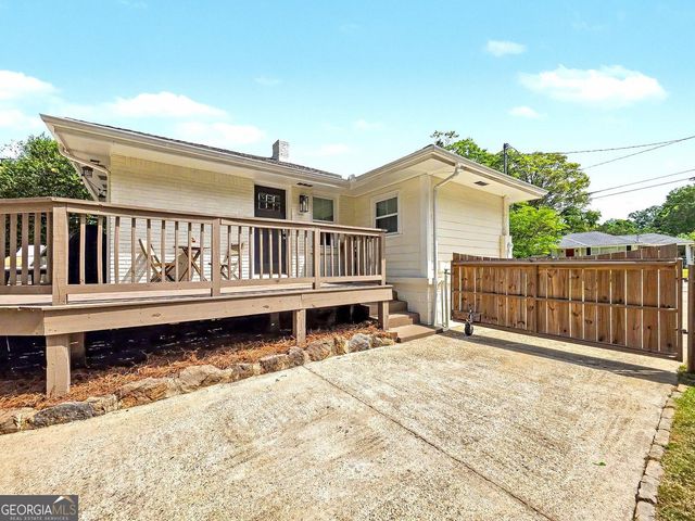 3329 Concord Circle SE, Smyrna, GA 30080