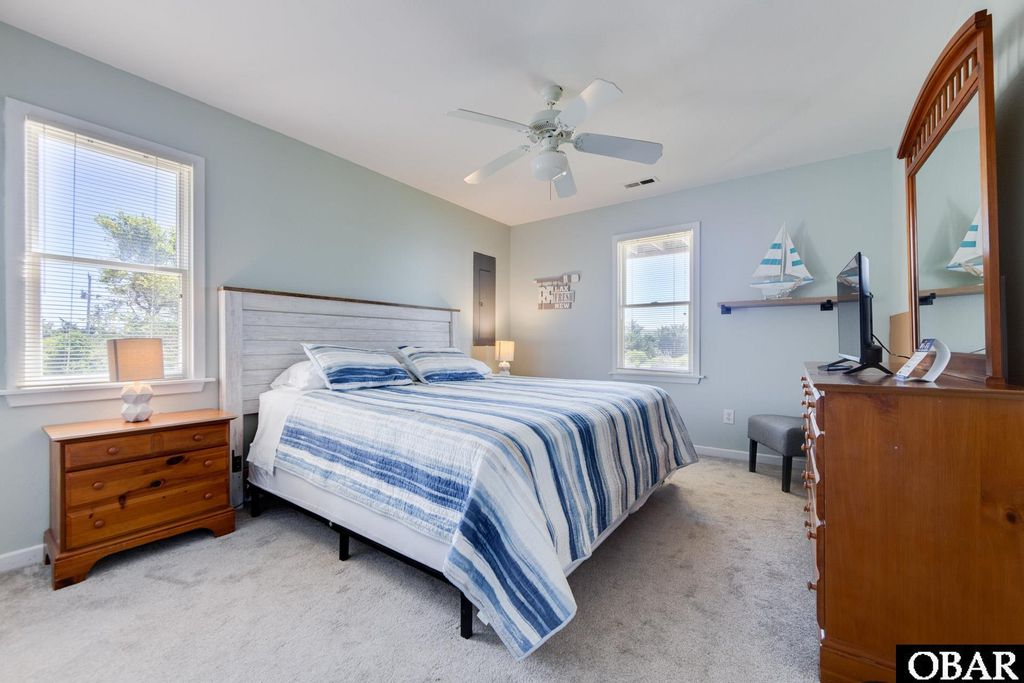 Image 6 of property listing at 23165 Wimble Shoals Drive Lot 1, Rodanthe, NC 27968