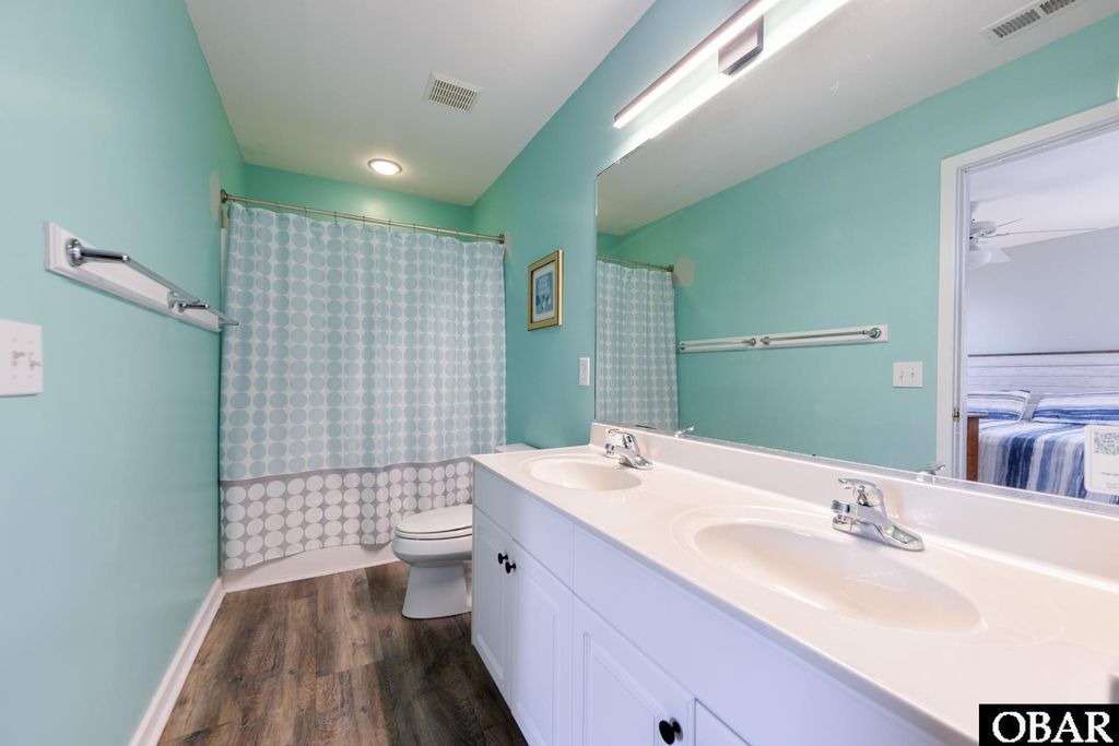 Image 7 of property listing at 23165 Wimble Shoals Drive Lot 1, Rodanthe, NC 27968