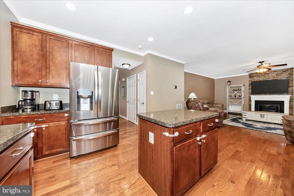 Image 11 of property listing at 1801 RILEYS CT S, Point Of Rocks, MD 21777