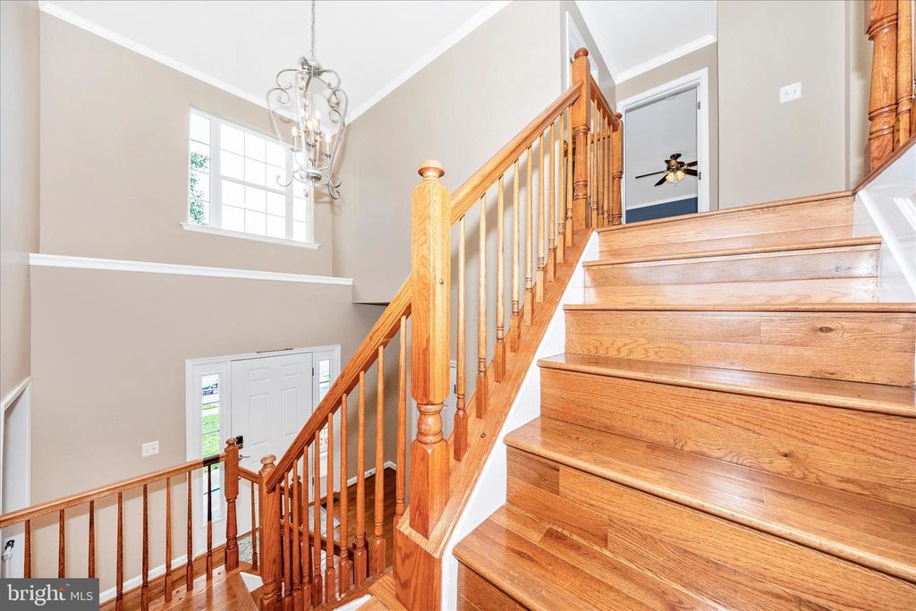Image 19 of property listing at 1801 RILEYS CT S, Point Of Rocks, MD 21777