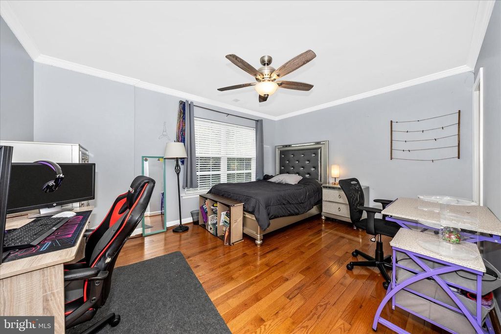 Image 31 of property listing at 1801 RILEYS CT S, Point Of Rocks, MD 21777