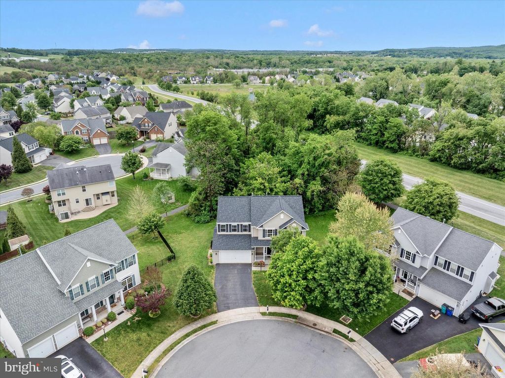 Image 46 of property listing at 1801 RILEYS CT S, Point Of Rocks, MD 21777