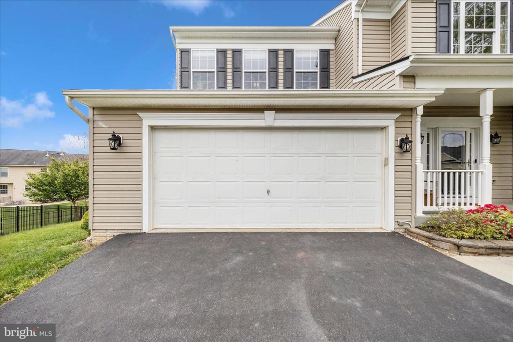 Image 52 of property listing at 1801 RILEYS CT S, Point Of Rocks, MD 21777
