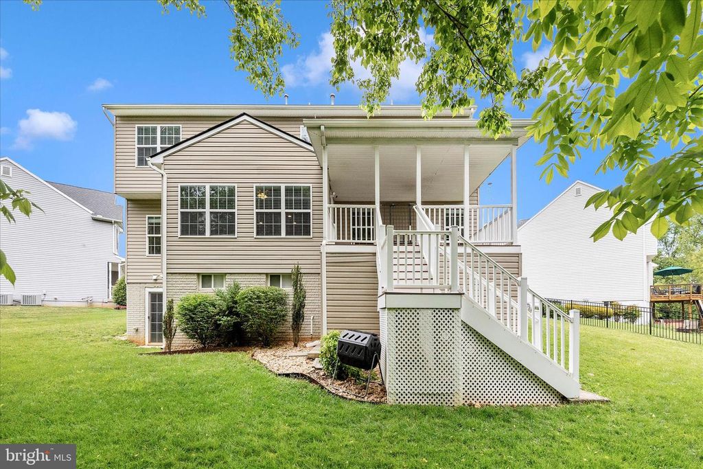 Image 59 of property listing at 1801 RILEYS CT S, Point Of Rocks, MD 21777