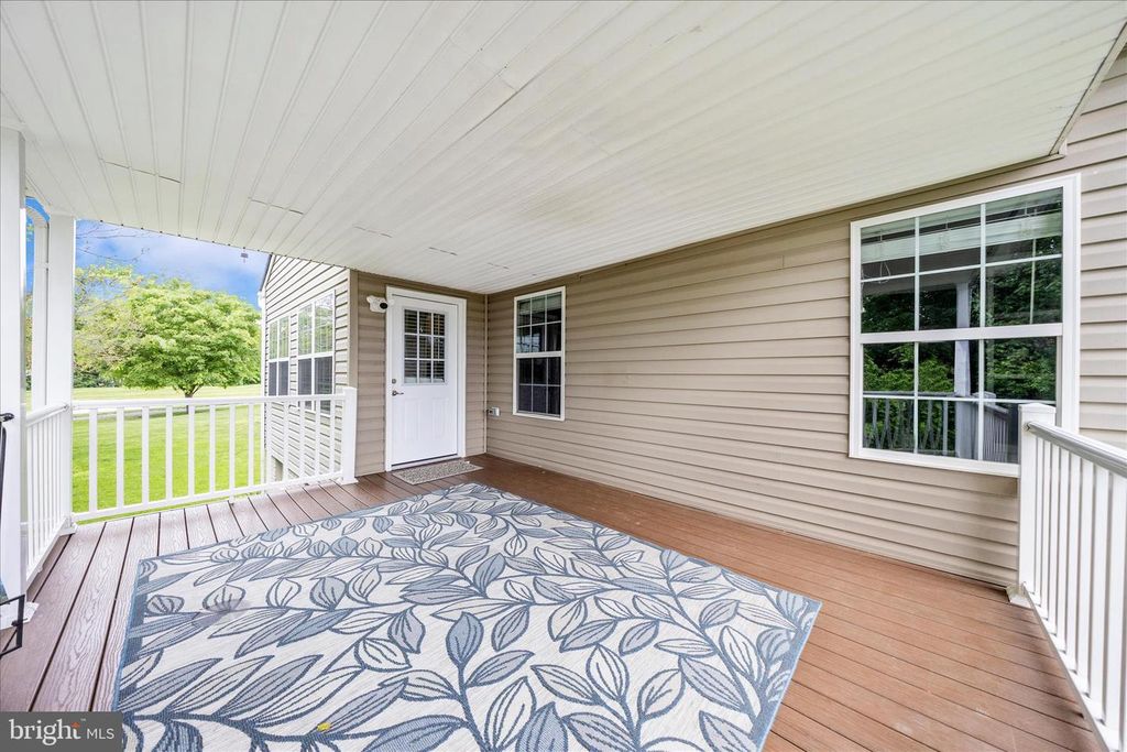 Image 61 of property listing at 1801 RILEYS CT S, Point Of Rocks, MD 21777