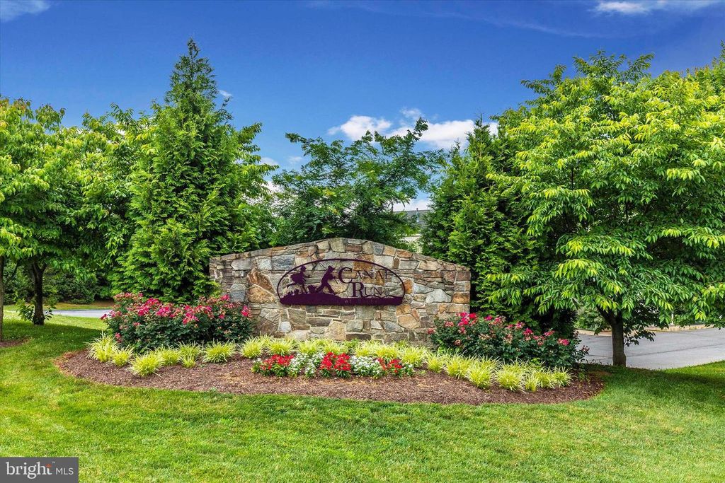 Image 64 of property listing at 1801 RILEYS CT S, Point Of Rocks, MD 21777