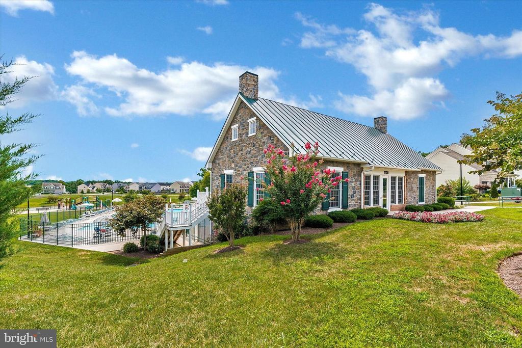 Image 66 of property listing at 1801 RILEYS CT S, Point Of Rocks, MD 21777