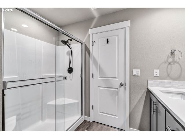 12706 Se ZION St, Boring, OR 97009