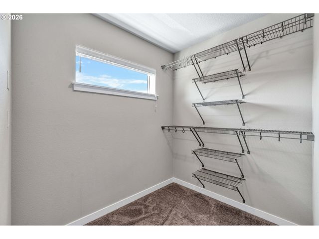 12706 Se ZION St, Boring, OR 97009
