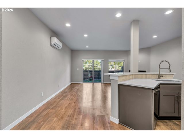 12706 Se ZION St, Boring, OR 97009