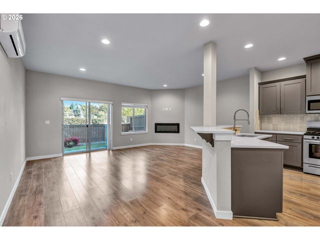 12706 Se ZION St, Boring, OR 97009