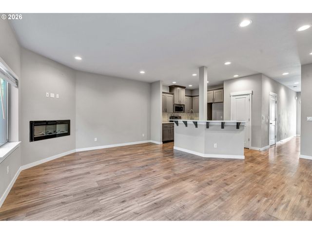 12706 Se ZION St, Boring, OR 97009