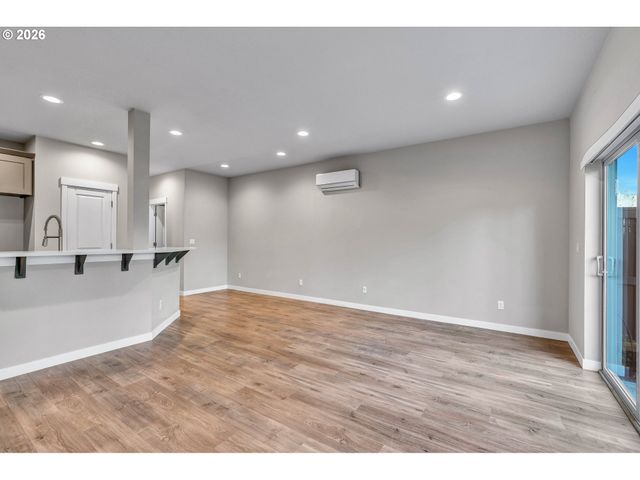 12706 Se ZION St, Boring, OR 97009