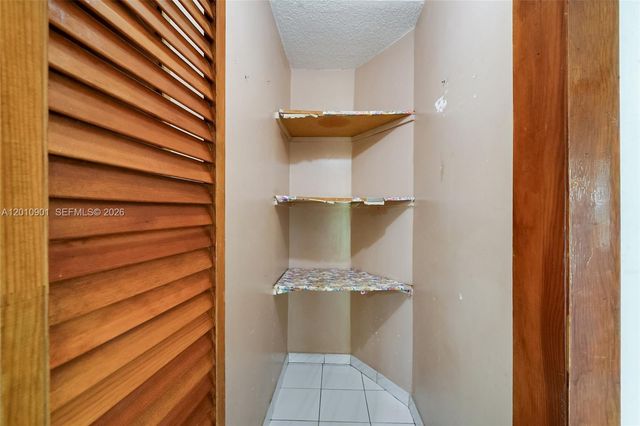 1735 SW 15th St, Miami, FL 33145