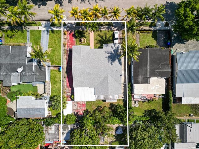 1735 SW 15th St, Miami, FL 33145