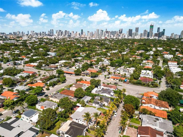1735 SW 15th St, Miami, FL 33145