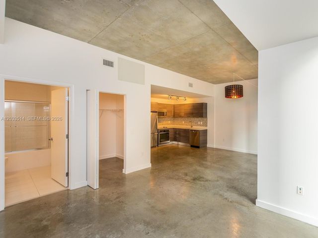 151 SE 1st Street 807, Miami, FL 33131