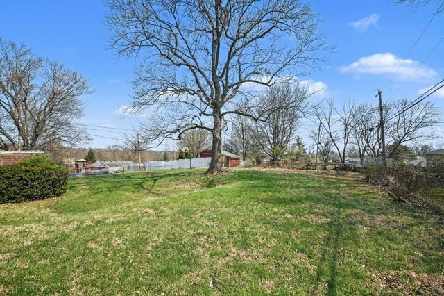 108 Berkley Drive, Florence, KY 41042