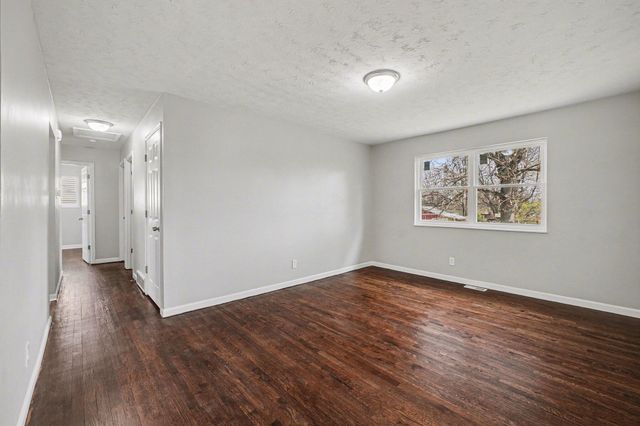 108 Berkley Drive, Florence, KY 41042