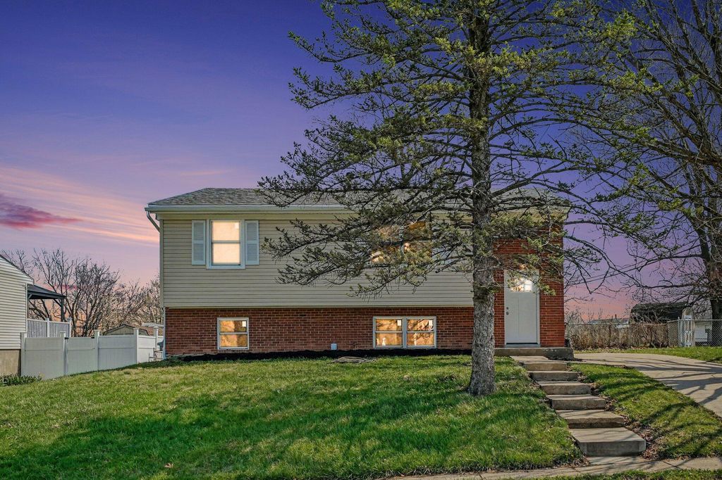 108 Berkley Drive, Florence, KY 41042