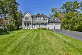 33 Signature Drive, Barrington, NH 03825