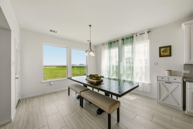 4012 Edgewater Terrace Lane, Waller, TX 77484