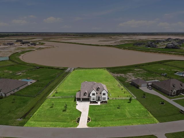 4012 Edgewater Terrace Lane, Waller, TX 77484