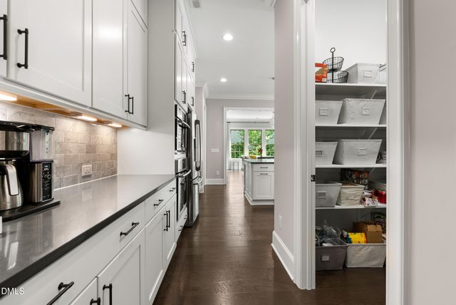 805 Mountain Vista Lane, Cary, NC 27519