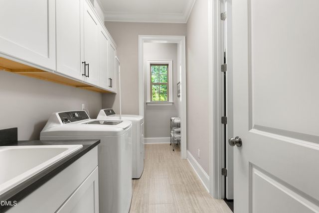 805 Mountain Vista Lane, Cary, NC 27519