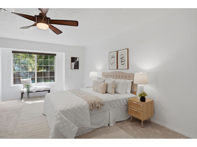 4510 Se PINEHURST Ave, Milwaukie, OR 97267